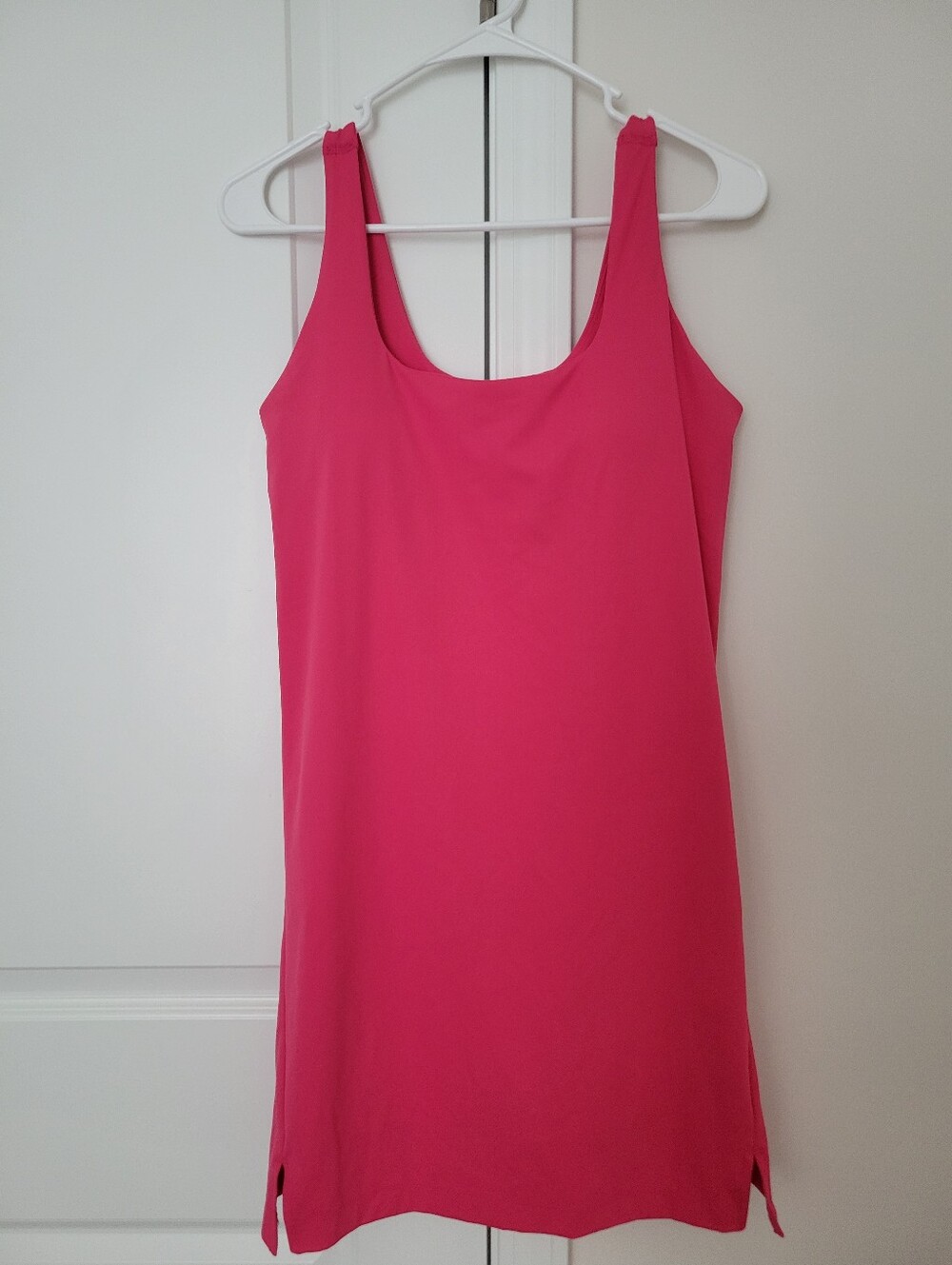 Old Navy pink active dress bra shorts pockets